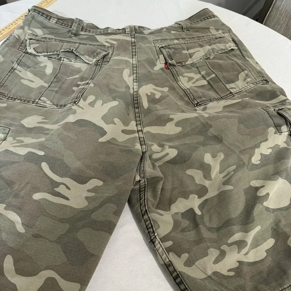 Levis Camo Cargo Shorts Mens Size 42 US - Picture 11 of 12